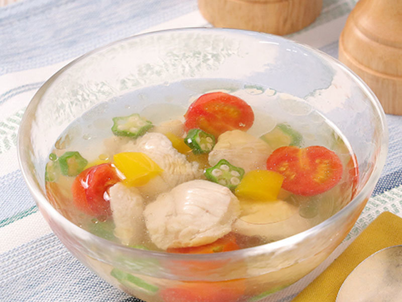 ささみと夏野菜の冷製スープ