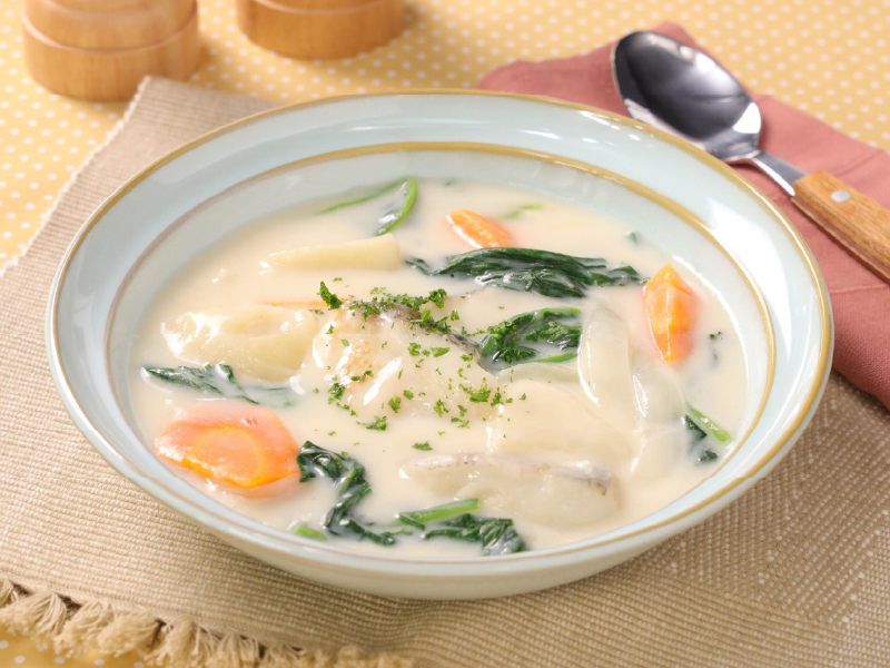 イメージ画像:たらとほうれん草のクリームシチュー