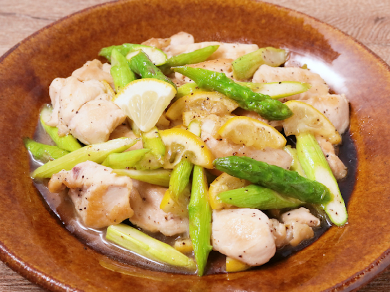 イメージ画像:鶏むね肉とアスパラガスのレモン炒め